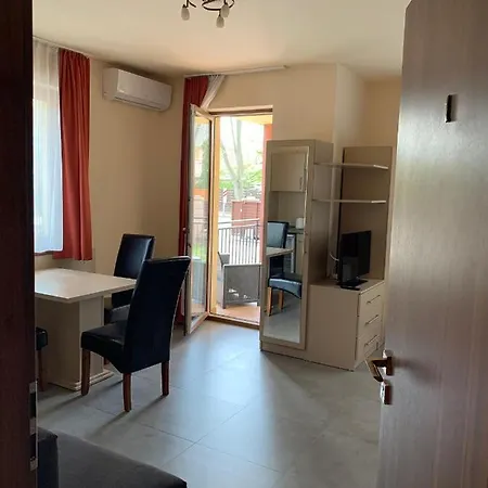 Balaton Apartamento *