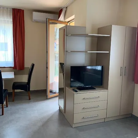Balaton Apartmanhaz