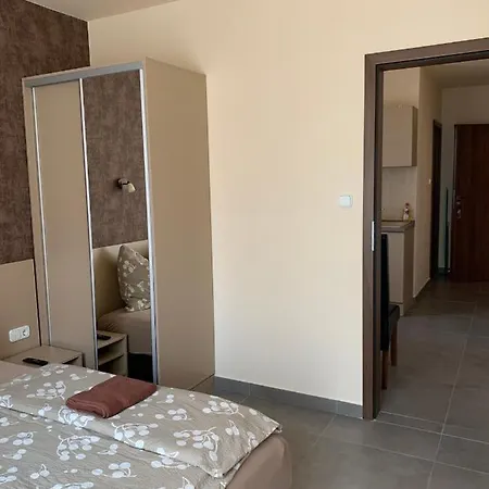 דירה Balaton Apartmanhaz