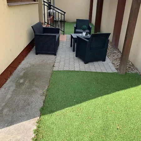 Balaton Apartmanhaz Apartment Siofok