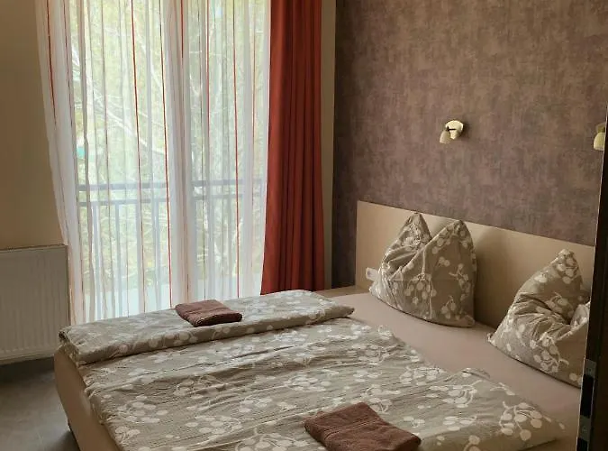 Balaton Apartmanhaz * Σίοφοκ