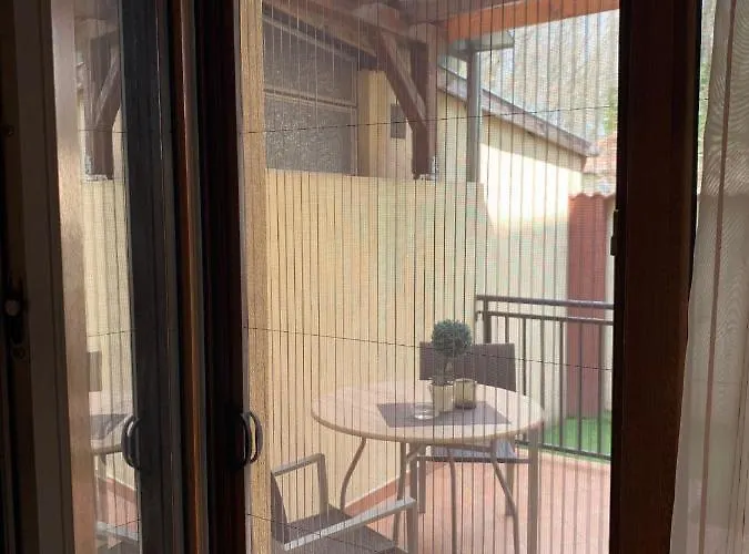 Διαμέρισμα Balaton Apartmanhaz *