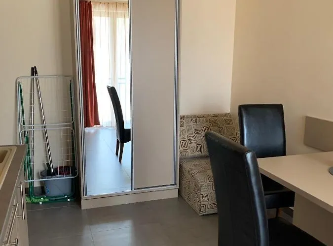 Balaton Apartmanhaz Διαμέρισμα