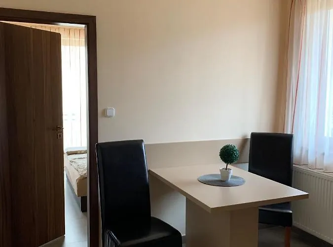 Balaton Apartmanhaz Διαμέρισμα